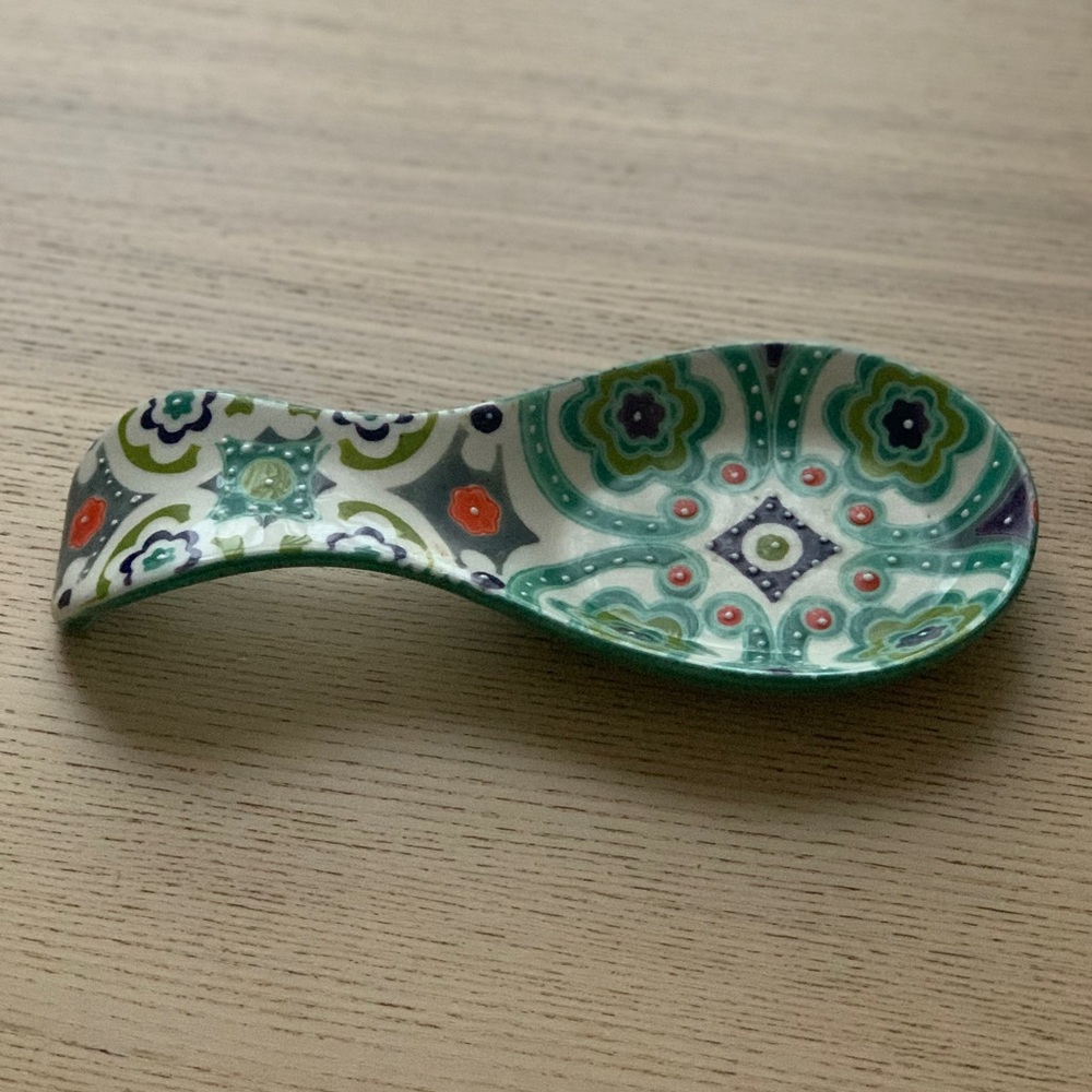 Anthropologie ceramic spoon rest